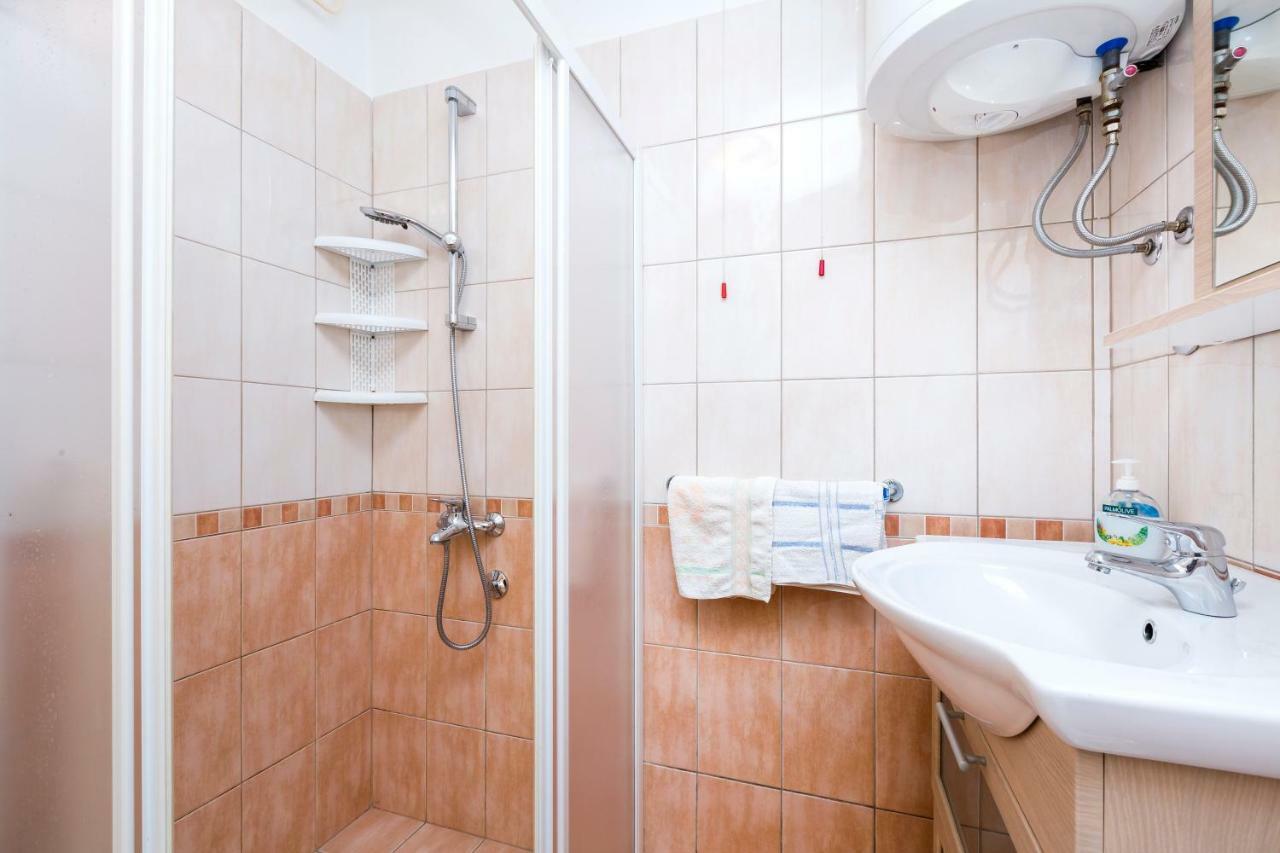 Apartment Marija Малий Лошинь Екстер'єр фото